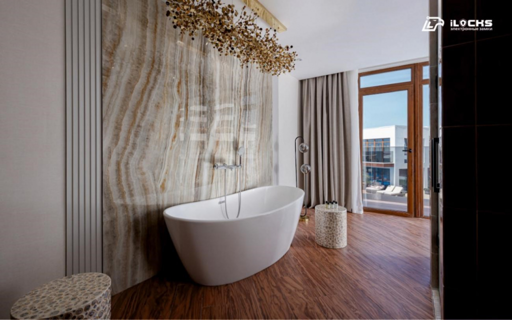 Электронные замки iLocks в комплексе премиальных вилл отеля FЮNF LUXURY RESORT -2.jpg